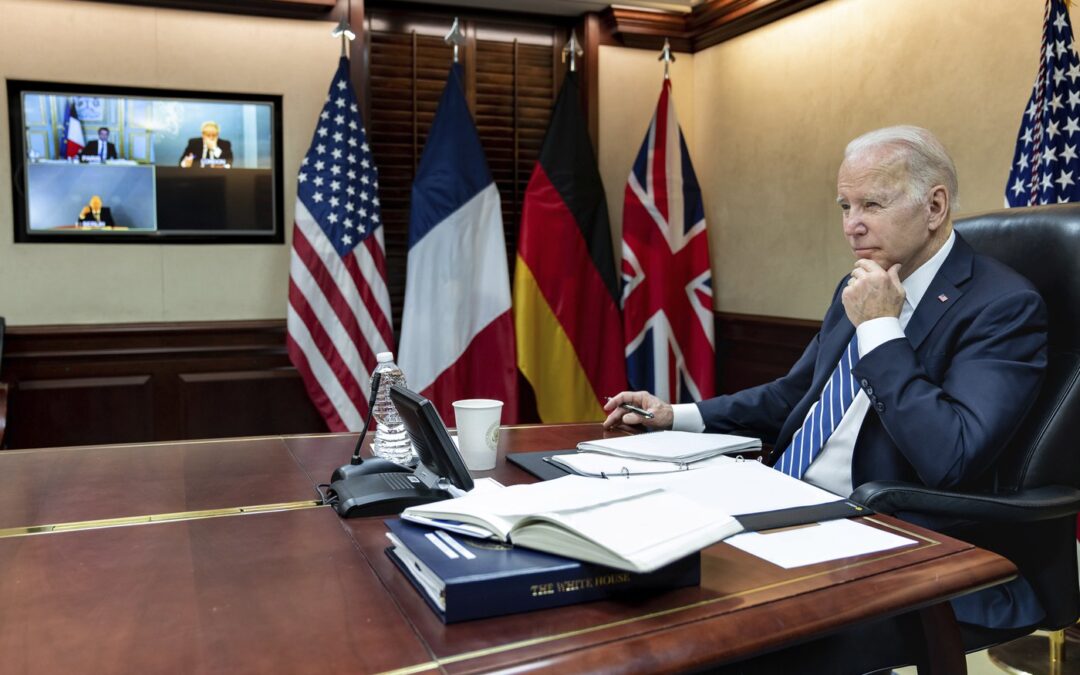 US banning Russian oil imports as Biden warns of ‘costs’