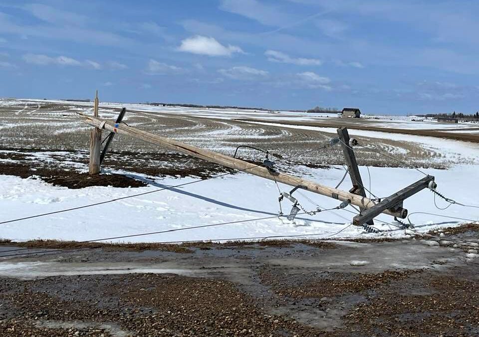 First SW Sask, now SE Sask got whacked with a major blizzard causing power outages UPDATED