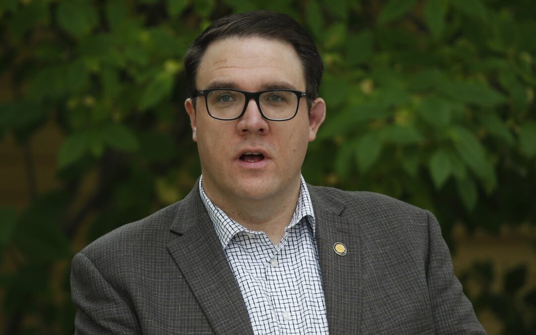 Guilbeault asks Alberta minister Nixon to ‘correct’ column on emissions reduction