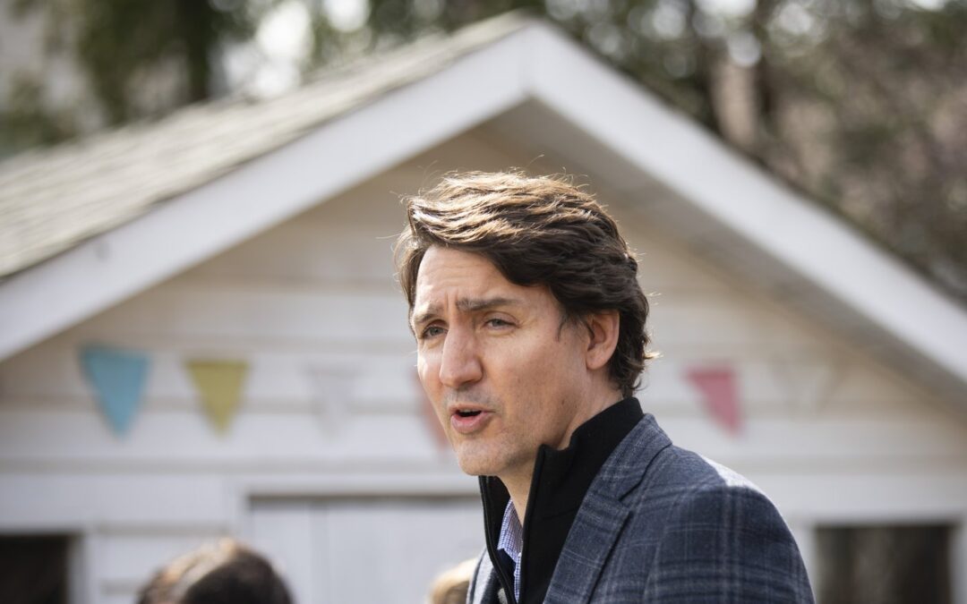 Trudeau wants more electric vehicles across Canada; does not rule out nuclear power