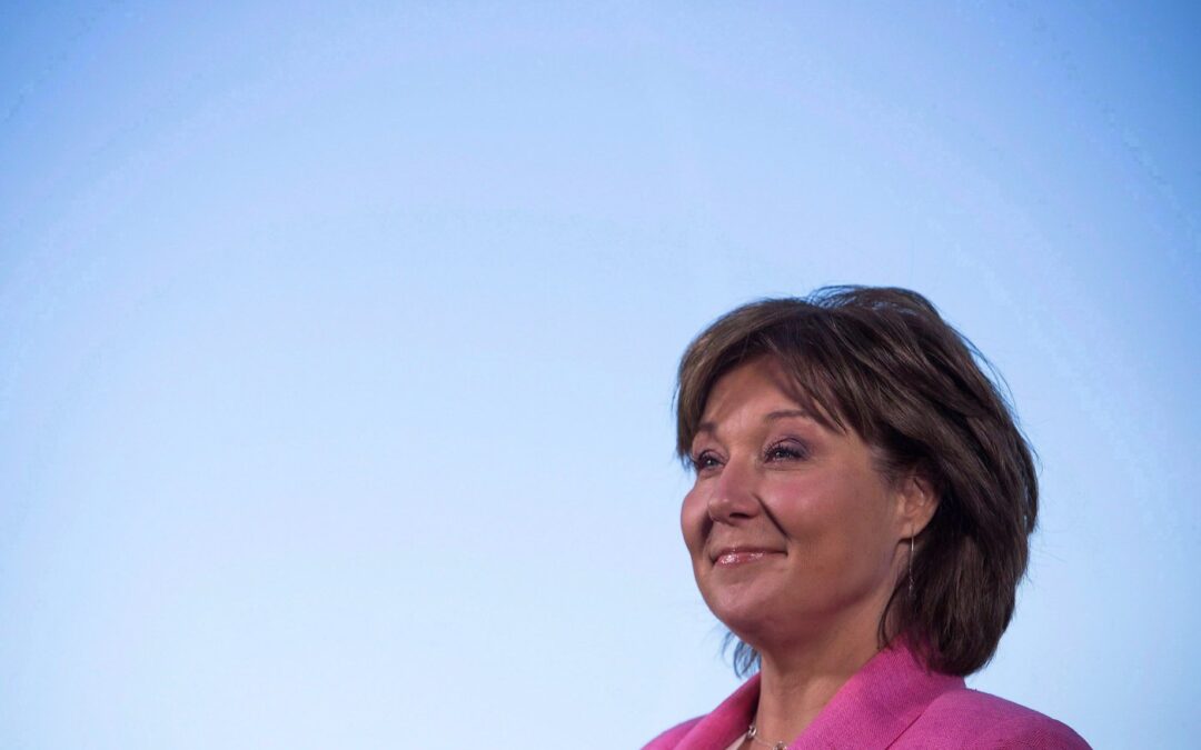 Former B.C. premier says Canada has taken a back seat to others in LNG market