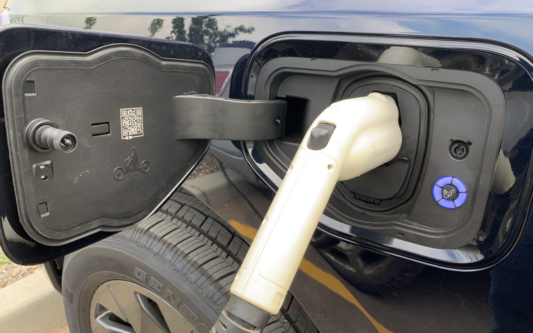 Ottawa to spend $900 million to ‘establish business case’ for EVs, while ignoring robust existing case for LNG