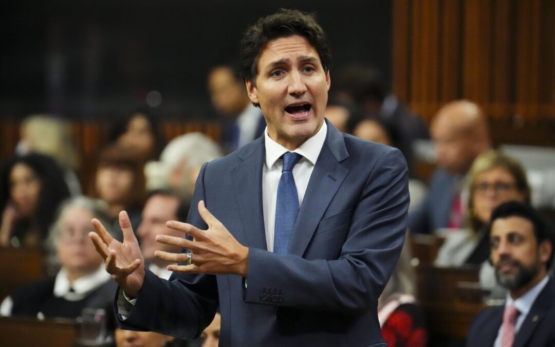 Environmental groups call on feds to not ‘water down’ oil and gas emissions cap