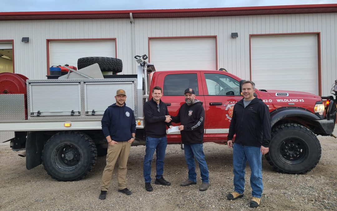 Steel Reef donates $10,000 to Carnduff Fire and Rescue