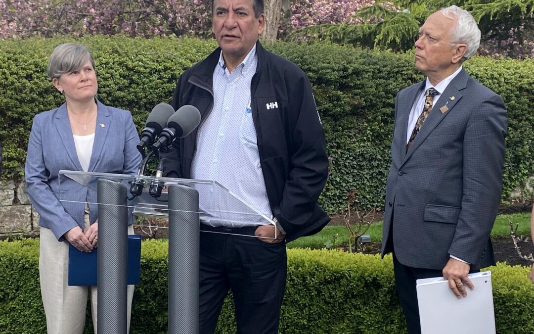 ‘Elegant’ low-carbon energy projects planned by northern B.C. First Nation: Eby