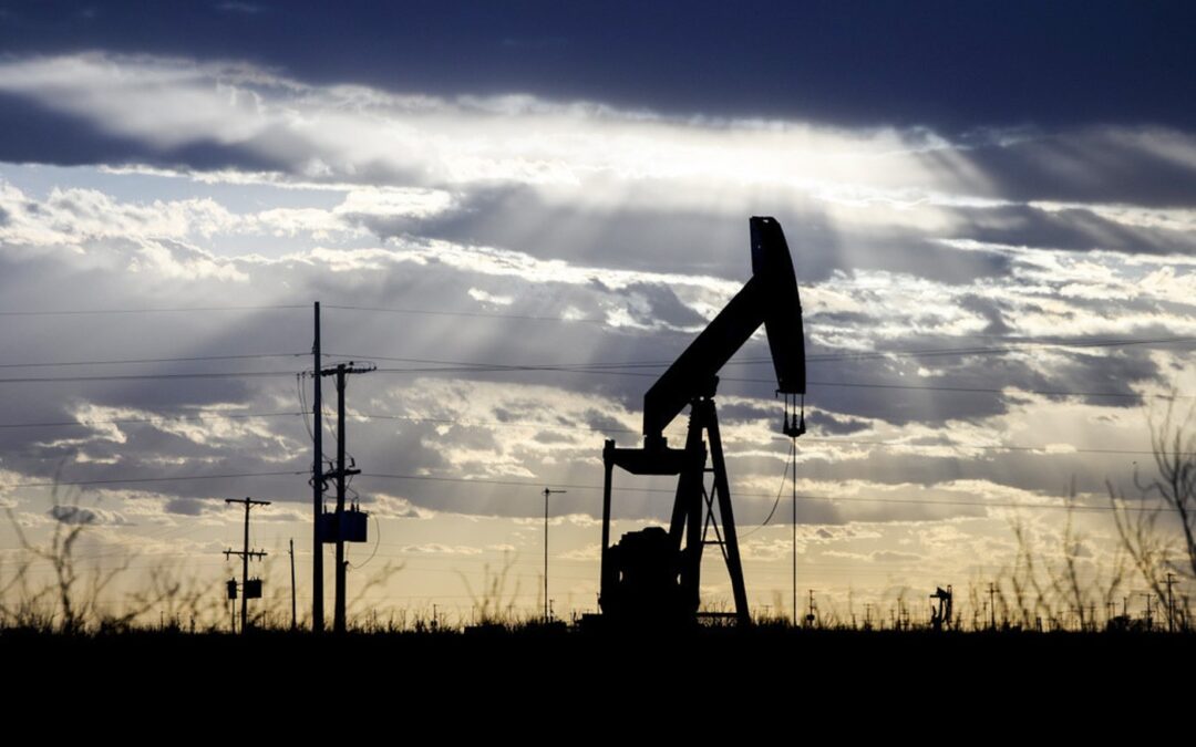 US oil production hits all-time high, conflicting with efforts to cut heat-trapping pollution