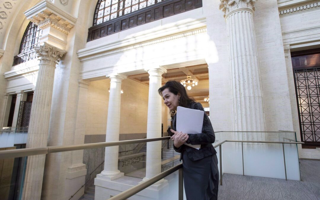 Police, parliamentary security probing threat over carbon-pricing bill: Senate leader