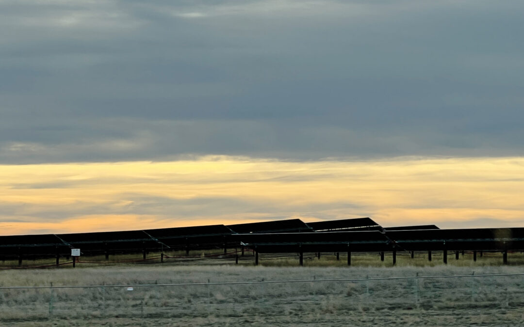 20 of 42 solar facilities, 30 of 44 wind facilities in Alberta produce no power at noon on Friday